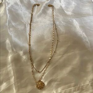 Claire’s Gold Layered Necklace
